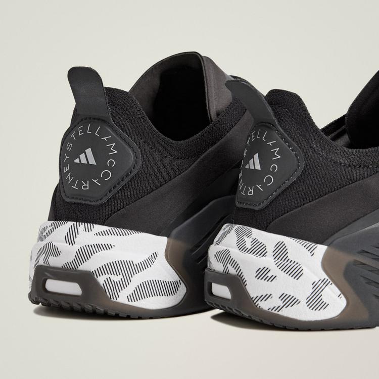 adidas adidas adidas by Stella McCartney DROPSET 4 Fitnessschuhe Damen - Cloud White / Core Black / Core Black - 6 | SportScheck