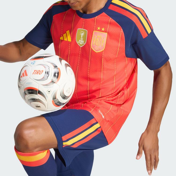 adidas adidas Spanien 26 Authentic Winners Heimtrikot Jerseykleid Herren - Vivid Red - 1 | SportScheck