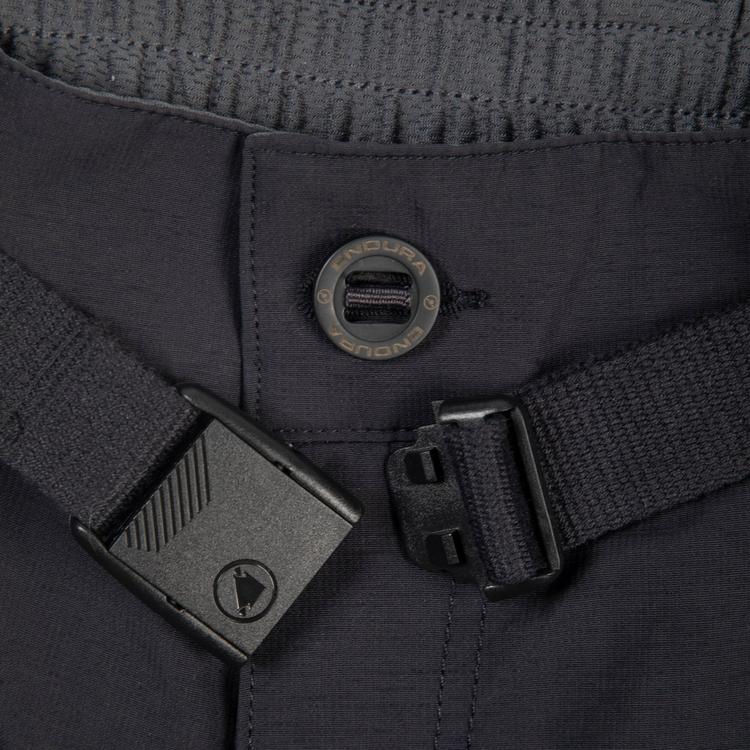 Endura Endura Baggies mit vielen Features Shorts Damen - SCHWARZ - 0 | SportScheck
