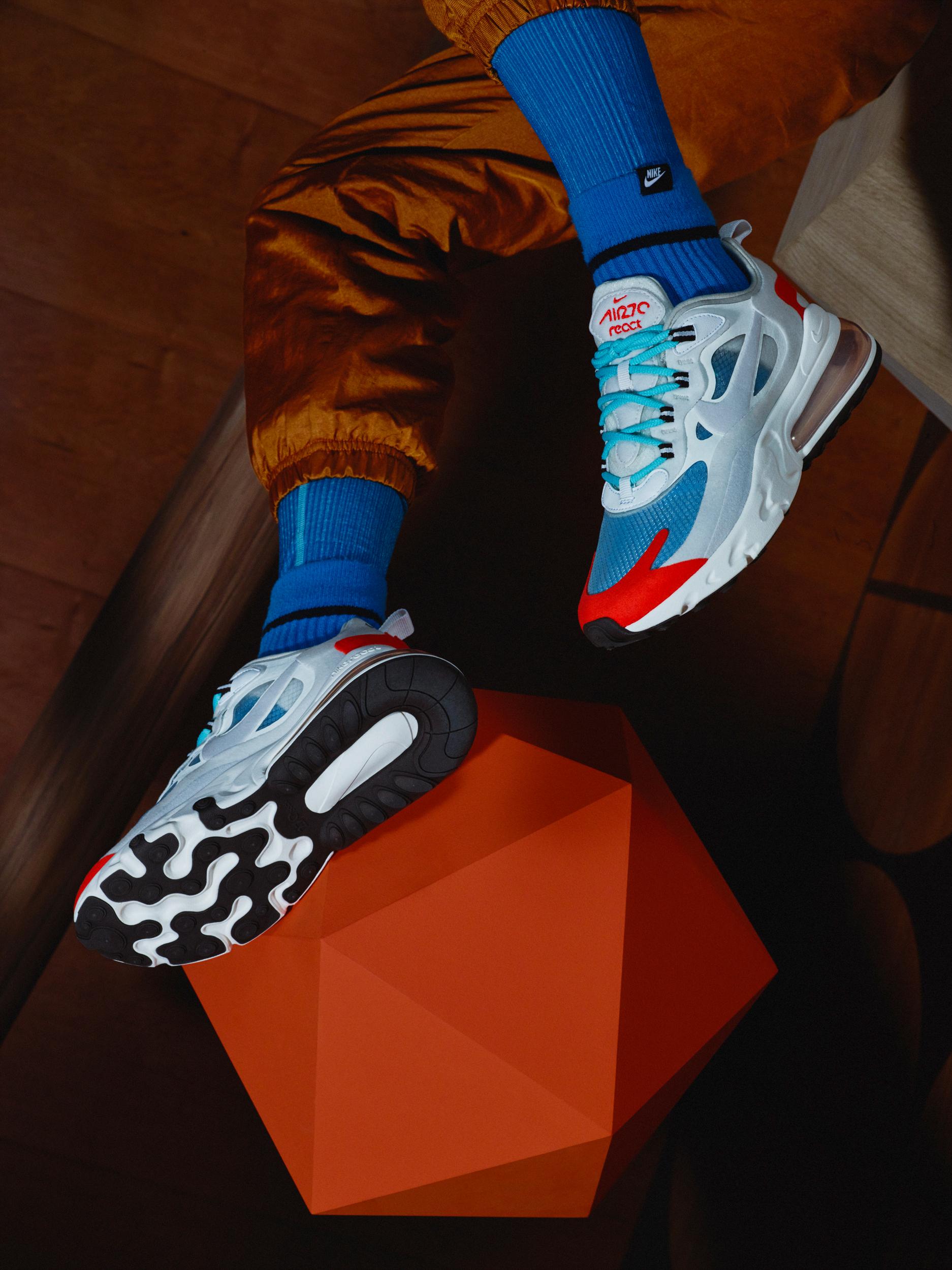 Nike Air Max 270 React Sneaker Damen White Light Blue Aurora Green Im Online Shop Von Sportscheck Kaufen