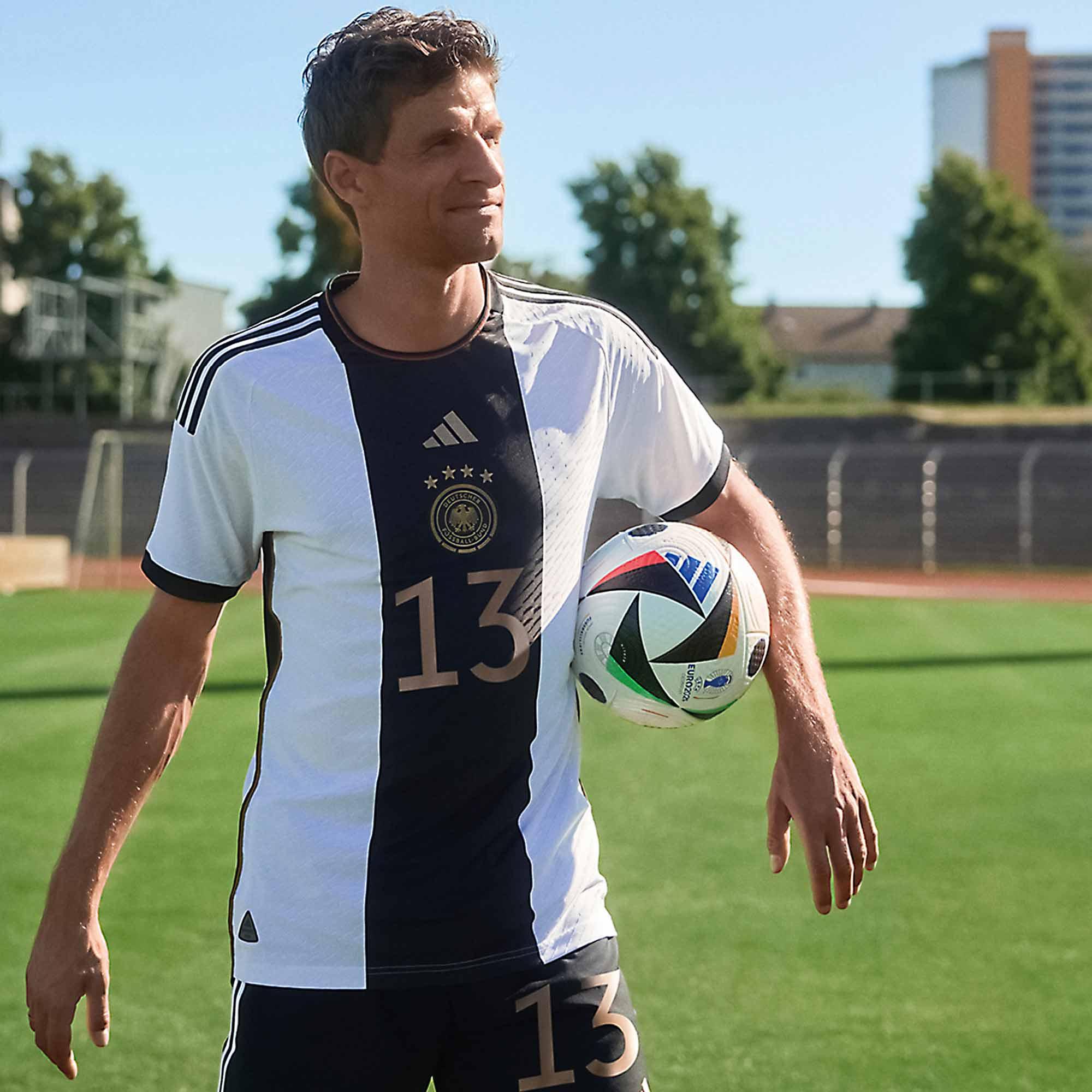 Adidas Fussballliebe