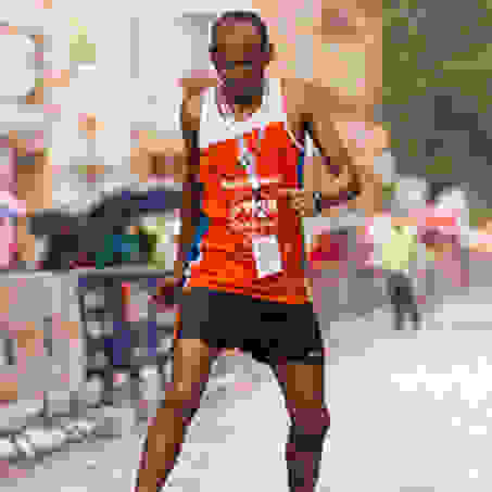 Ein Läufer beim Münchener Stadtlauf.