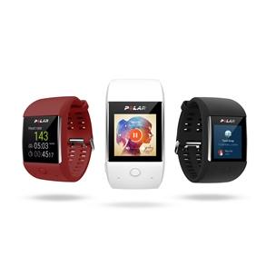 3 Modelle der POLAR M600 in den Farben weiß, schwarz und rot.