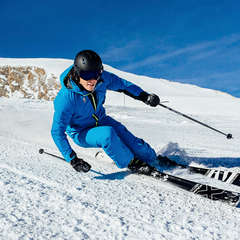 Ski Berater bei SportScheck