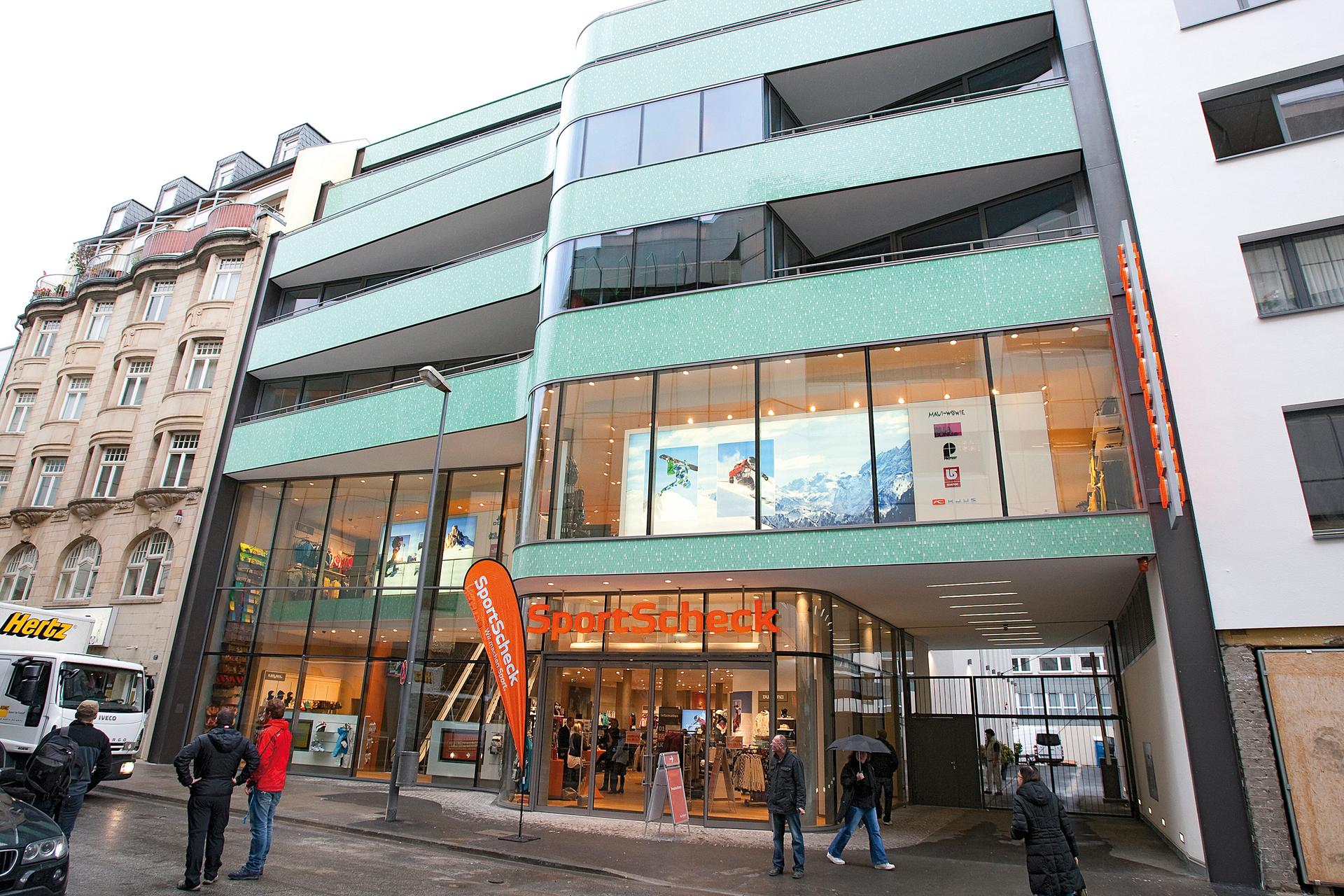 SportScheck Filliale in Frankfurt Kontakt & Services