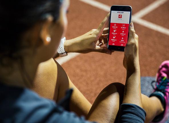 Polar Uhr bei SportScheck
