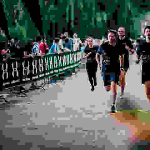 Teilnehmer des SportScheck Runs Hambrug während des Runs.