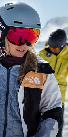 SportScheck Damen Sport DESCENDIT Skijacke Damen & Bademode Skibekleidung Skianzüge 